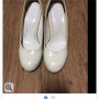 235 흰색구두