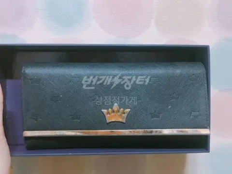 제이에스티나 장지갑