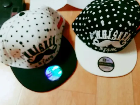 커플모자팔아요~