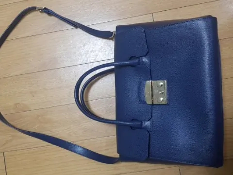 훌라 가방(FURLA METROPOLIS SATCHEL BAG)