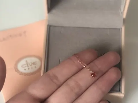 클루 목걸이