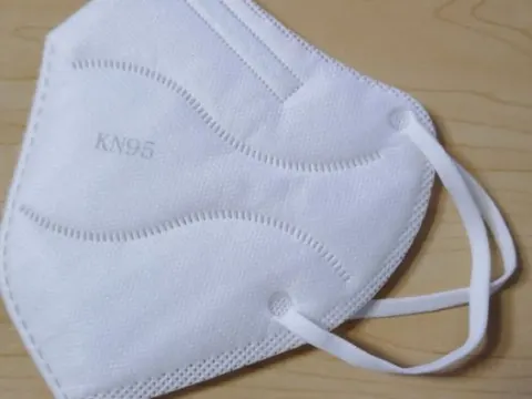 KF95 방사마스크 판매합니다..
