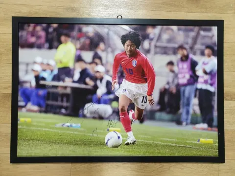 이천수 은퇴식 기념 액자 친필싸인
