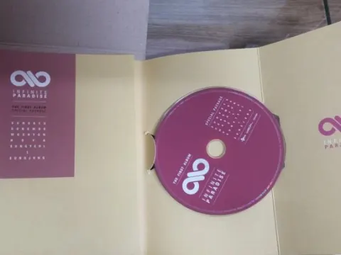 인피니트 파라다이스 앨범 팔아요!