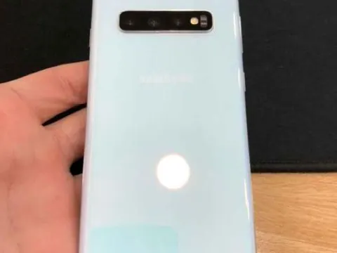 갤럭시S10 판매합니다 128GB