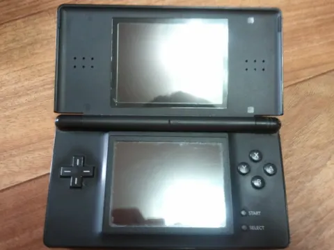닌텐도 DS Lite 블랙 색상
