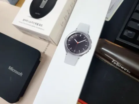 갤럭시 워치4 클래식 lte 판매합니다