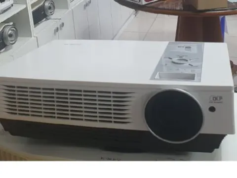 LG BB650 중고빔프로젝터