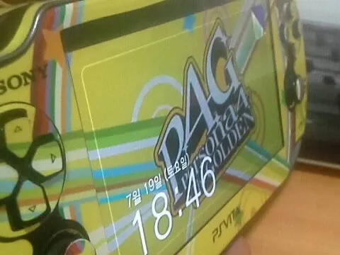 PSvita1세대+파우치+타이틀2개흥정가능!!!18만원!