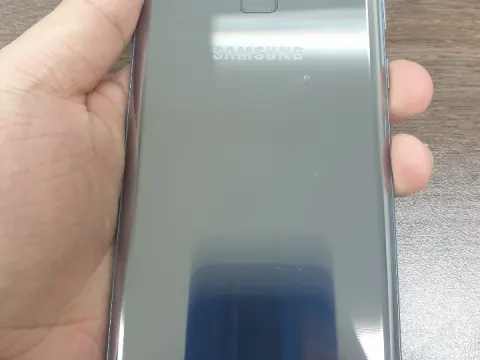 갤럭시노트9 실버 S급 128기가팝니다.