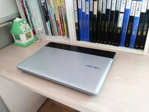 상태 좋은 삼성 i5 노트북 팝니다