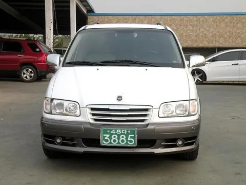 05년식 트라제xg 골드디젤  흰색  76000km  300만원