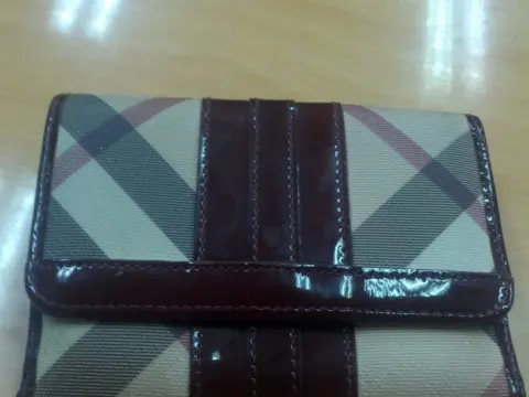 명품버버리여성용지갑
